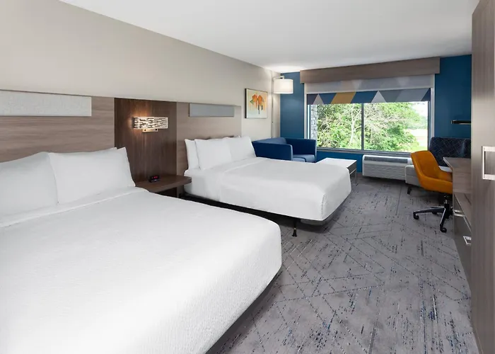 Holiday Inn Express & Suites Reedsburg - Dells Area By Ihg