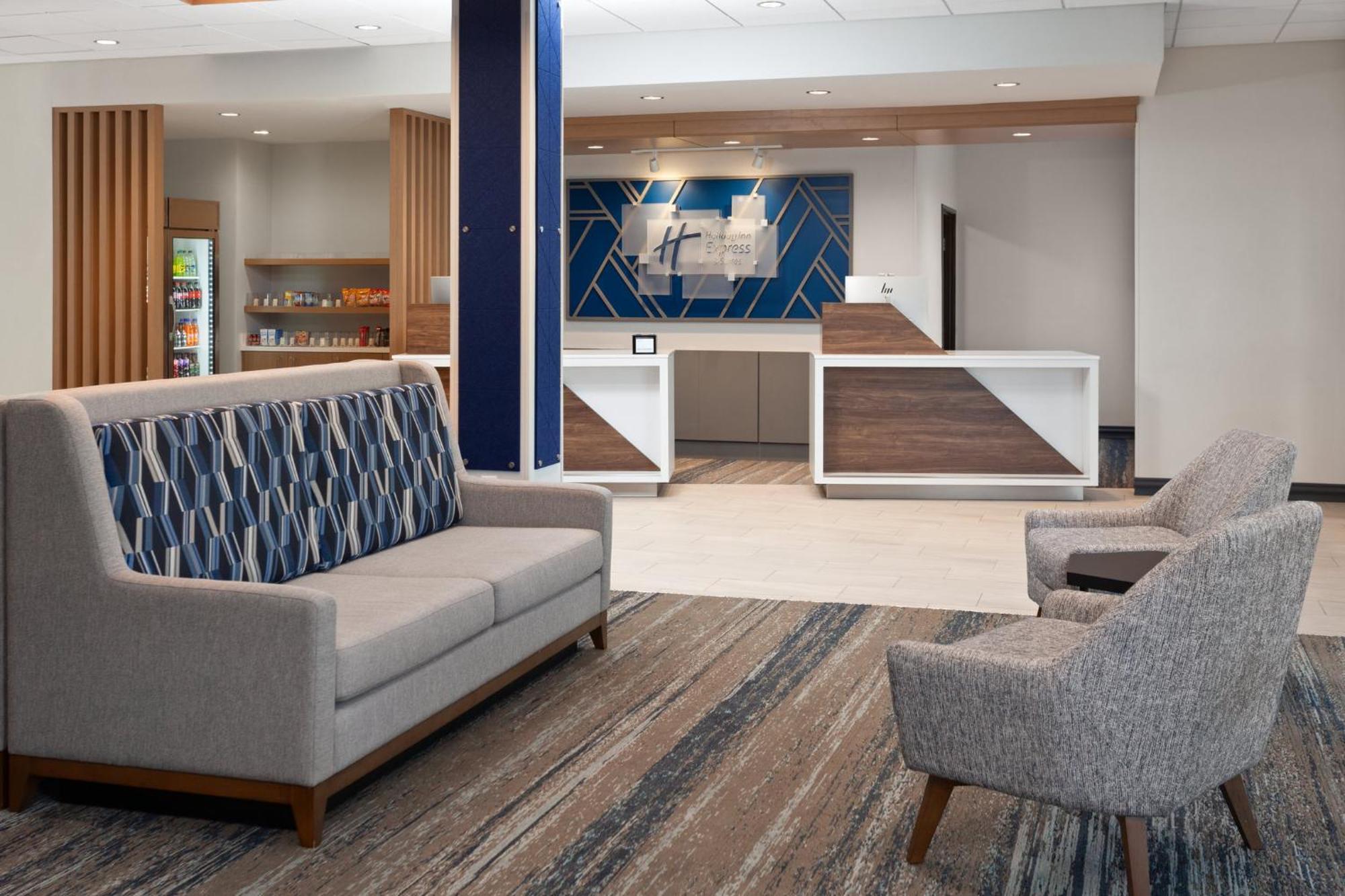 Hotel Express & - Dells Area By Ihg