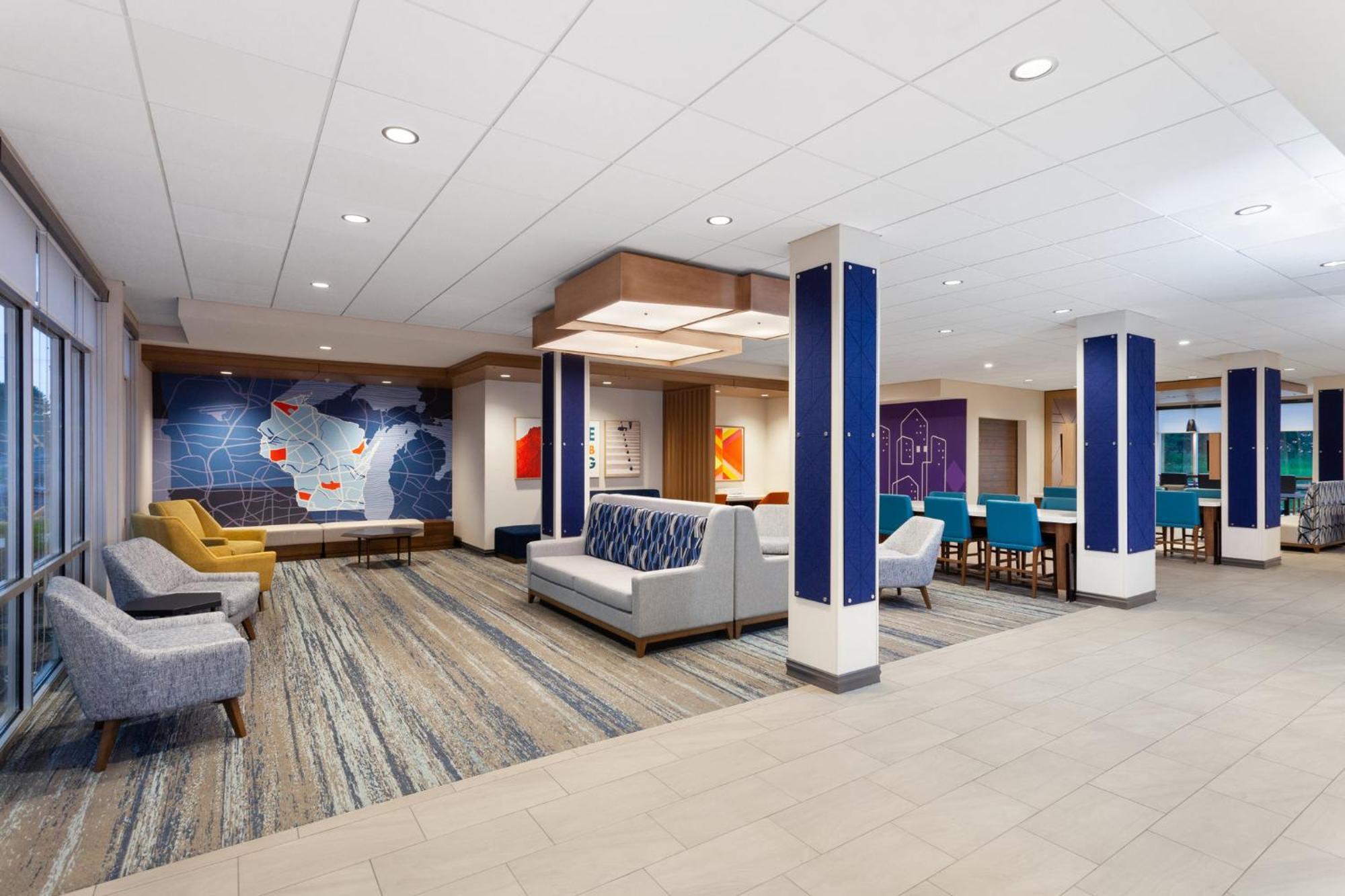 Express & - Dells Area By Ihg