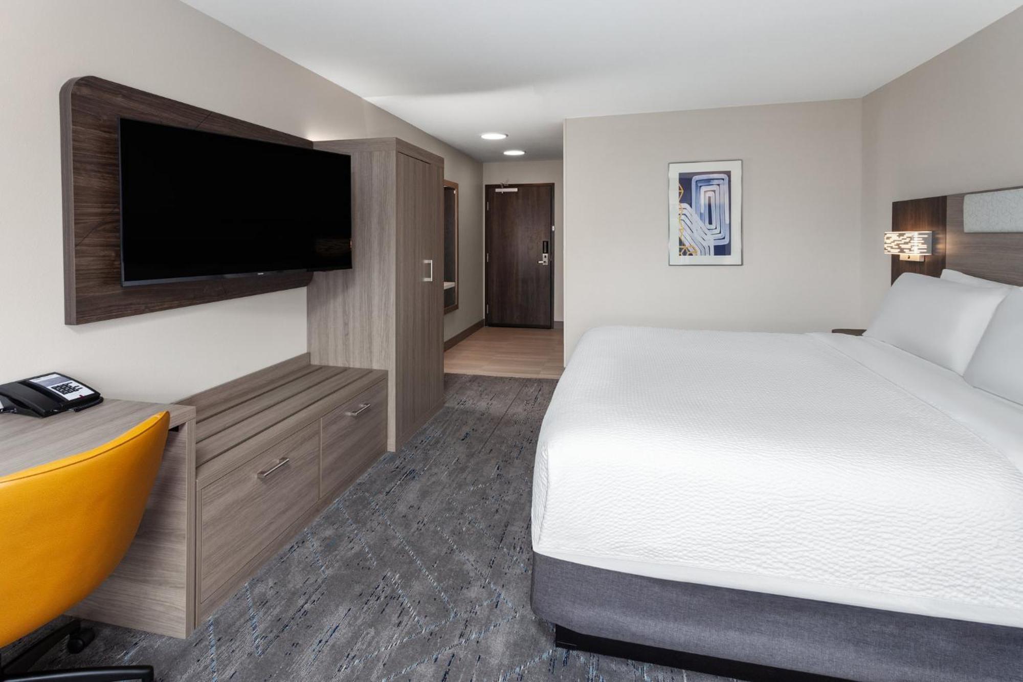 Express & - Dells Area By Ihg Reedsburg